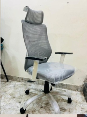 Manager Chair 3
