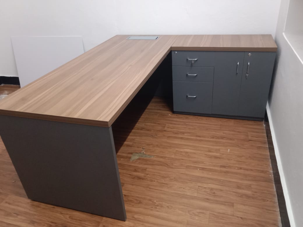 Side Storage 4